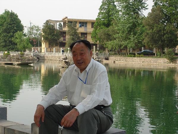 Yulin Zhangzong Wang, general manager of reflections